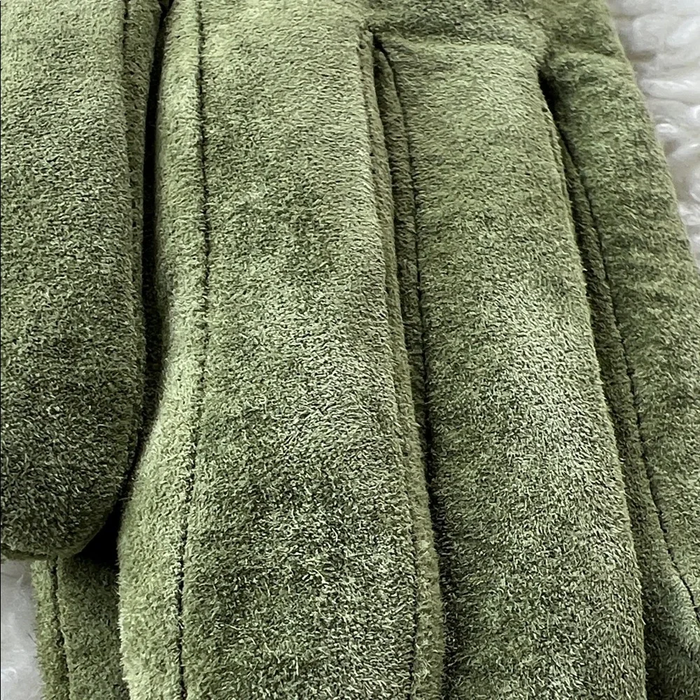 Isotoner Olive Green Suede Genuine Leather Women's Gloves NWT Size S - Picture 12 of 14